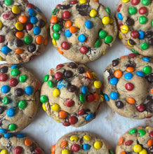 Load image into Gallery viewer, M&amp;M Surprisesies